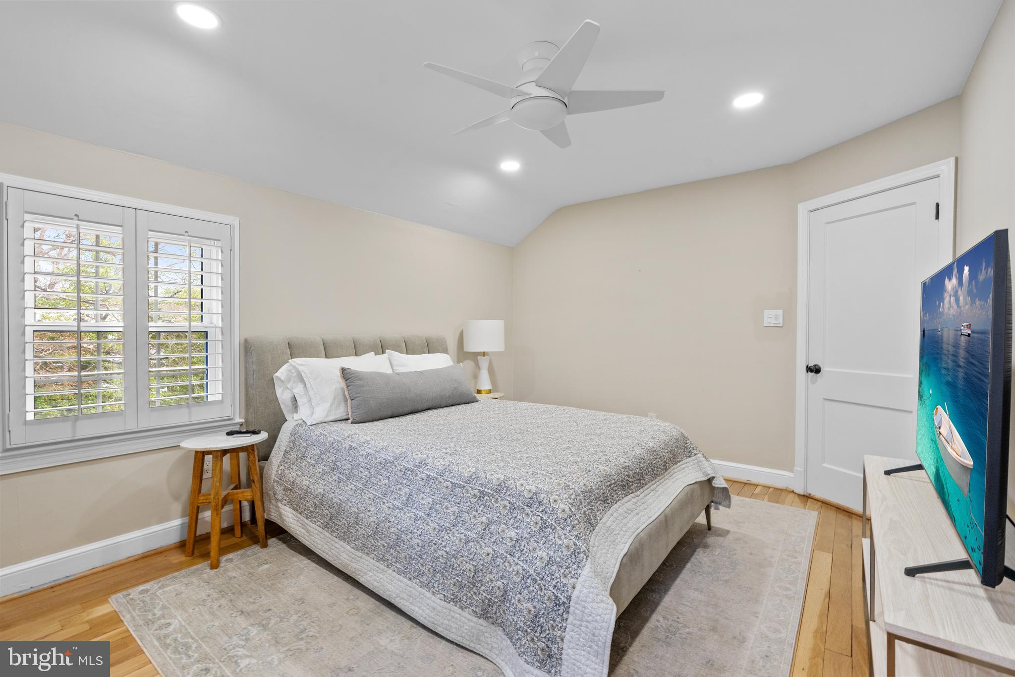 MILBURN TERRACE - Residential Lease