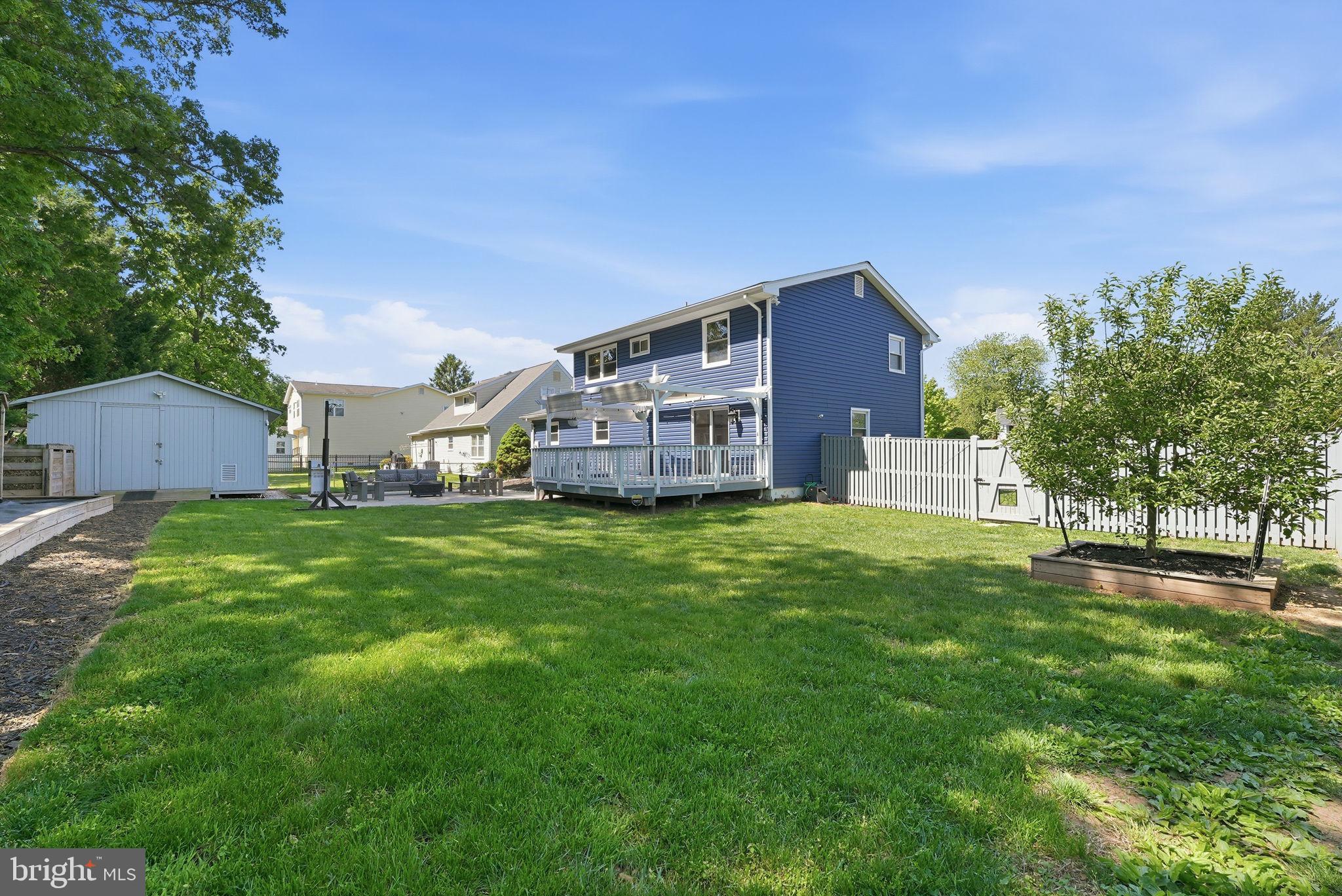 STERLING  PARK - Residential