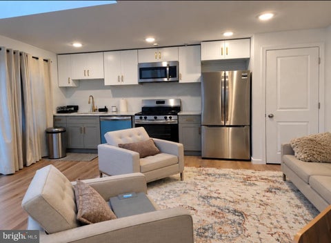 Condo For Rent - 2401 Kensington Avenue #1<br/> Philadelphia County, PHILADELPHIA, PA 19125