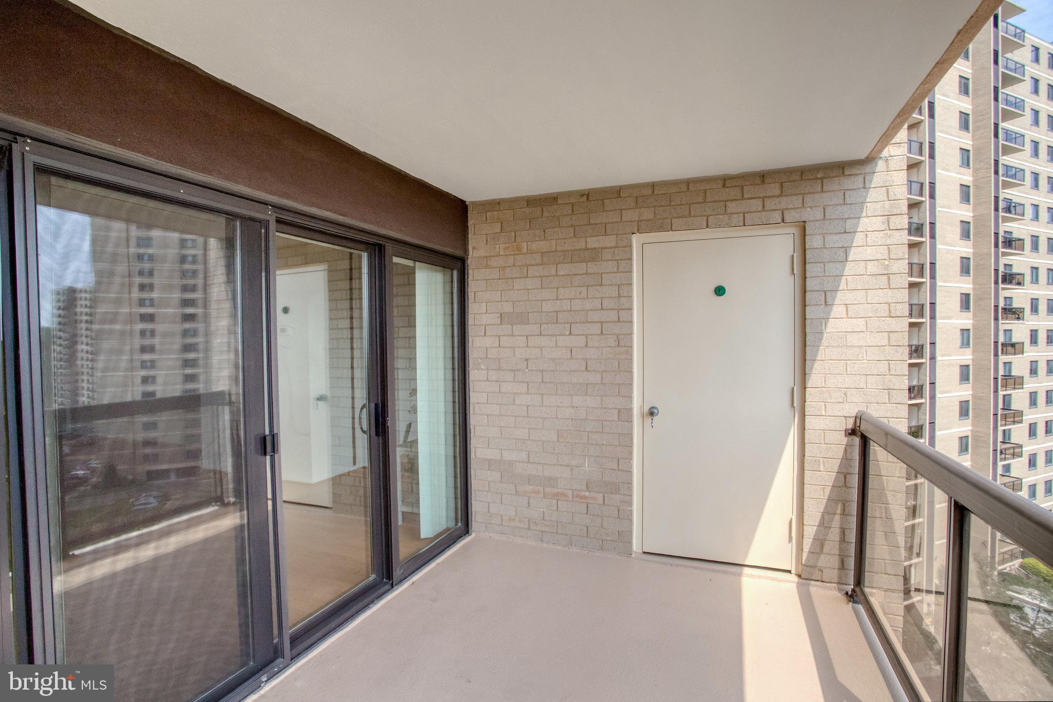 WATERGATE AT LANDMARK - Residential