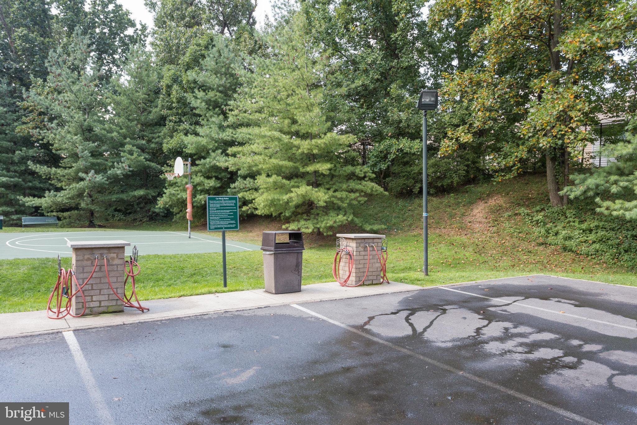 WATERGATE AT LANDMARK - Residential