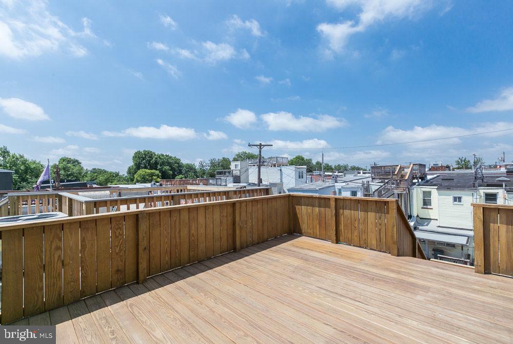 RIVERSIDE - Residential Lease