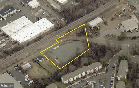 MLS: VAMN2010528