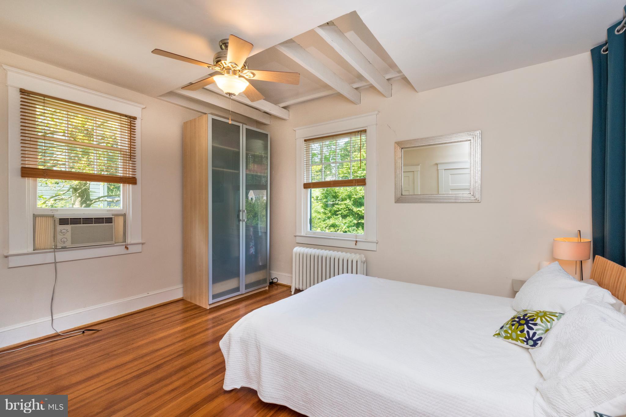 MOUNT WASHINGTON - Residential