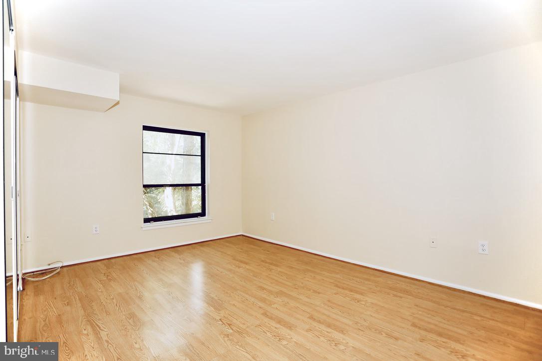 HYDE PARK - Residential