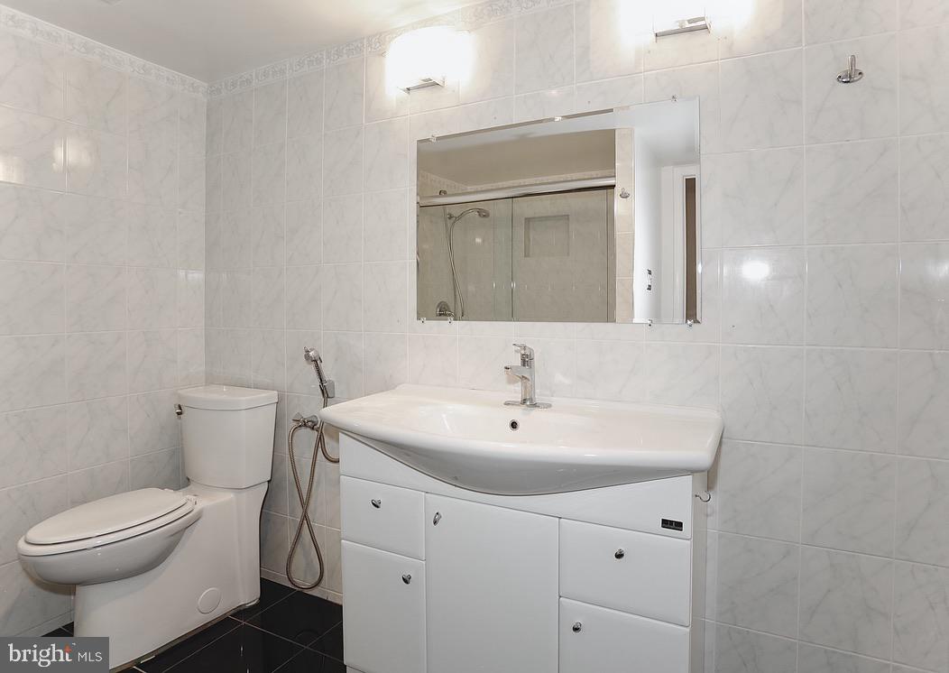 HYDE PARK - Residential