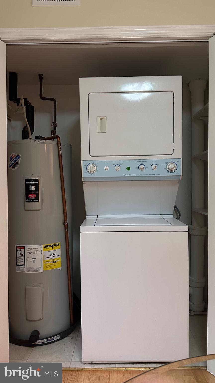 HYDE PARK - Residential