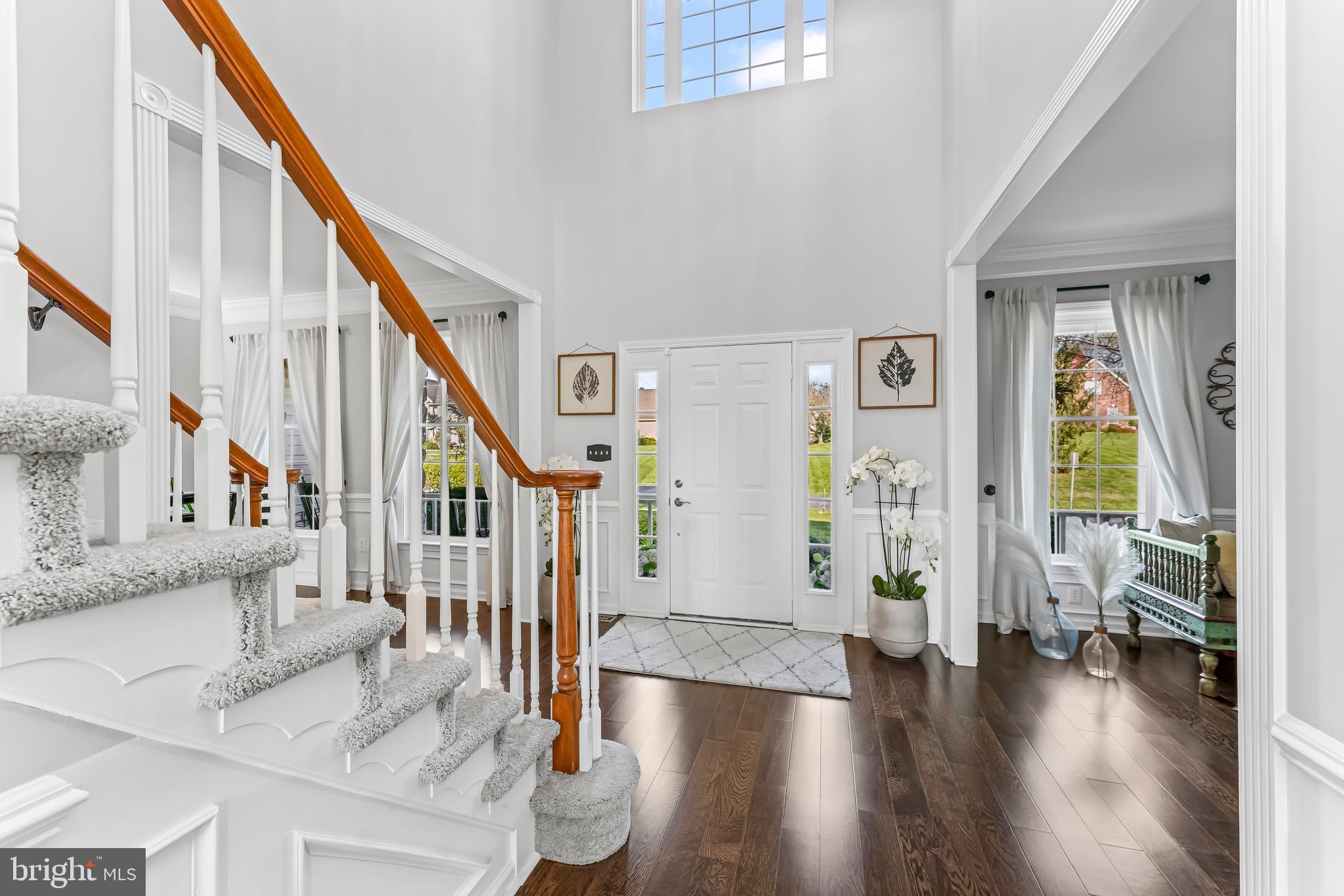 6 LETCHWORTH LANE
