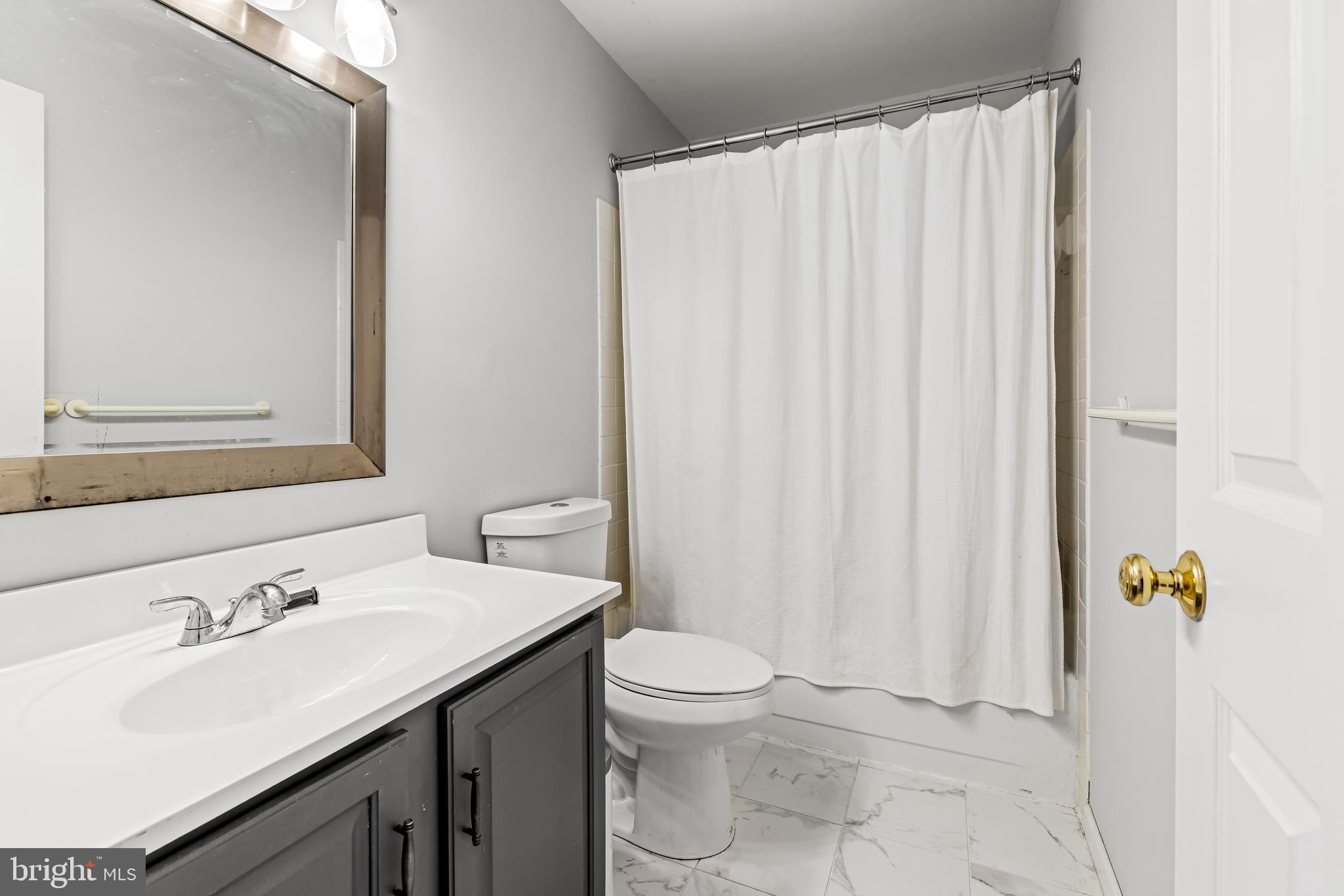 HUNT RIDGE - Residential