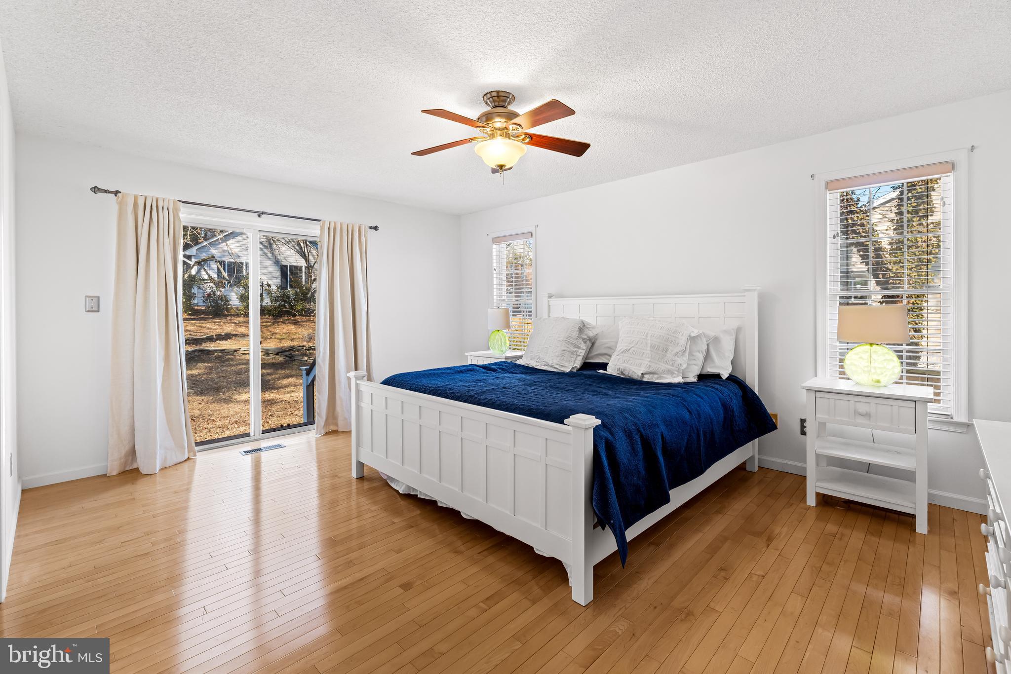 HUNT RIDGE - Residential