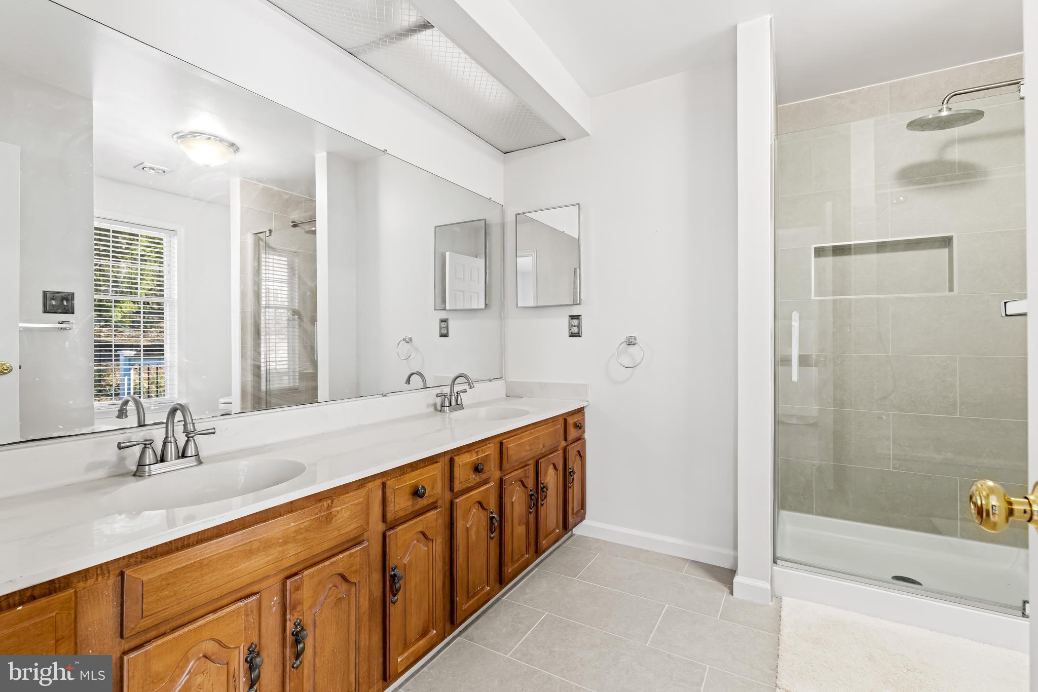 HUNT RIDGE - Residential