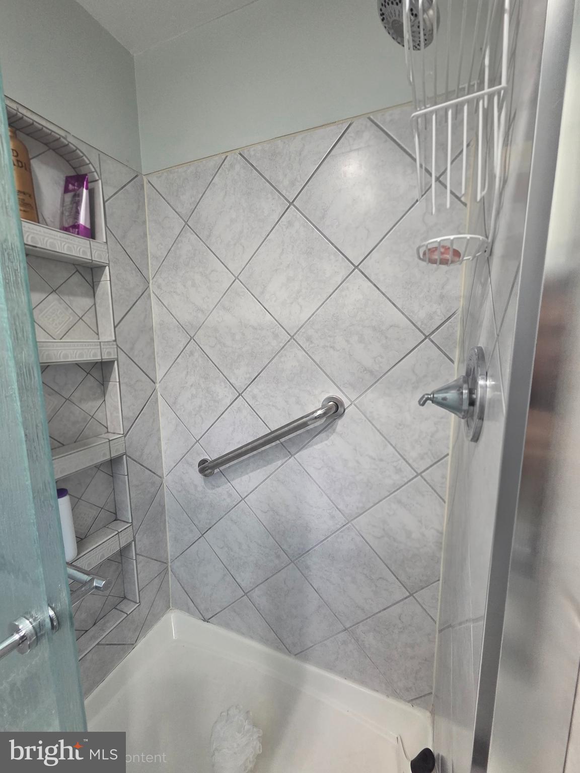 ORANGE HUNT ESTATES - Residential