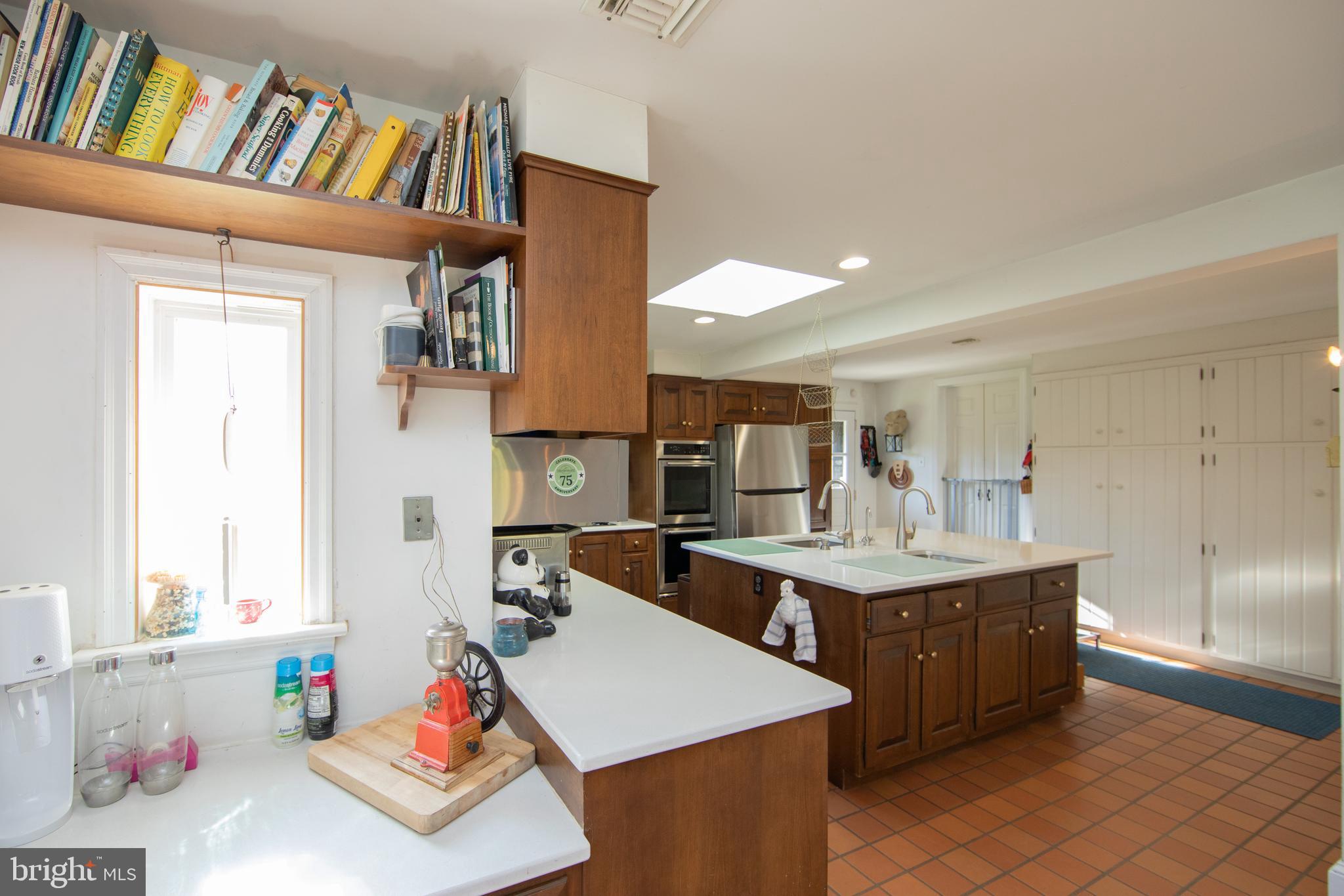 CHESTER HTS - Residential