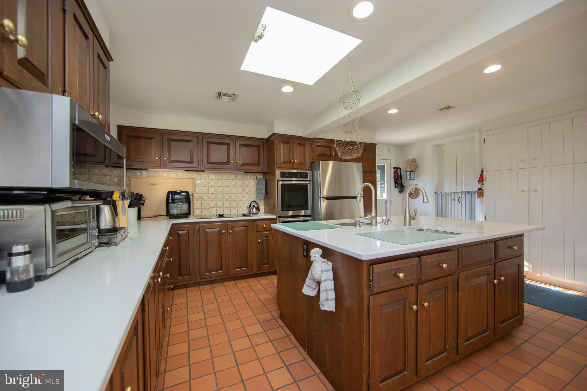 CHESTER HTS - Residential