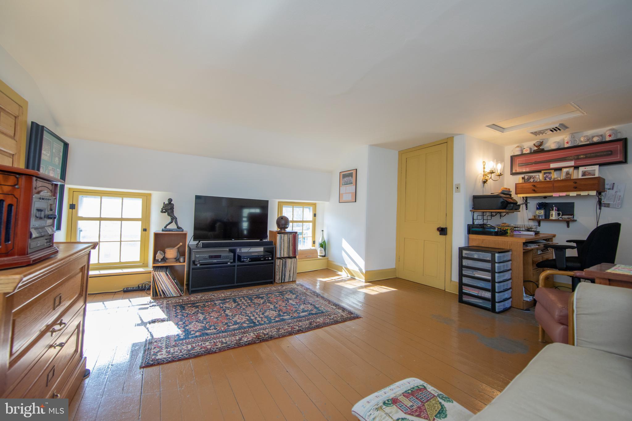 CHESTER HTS - Residential