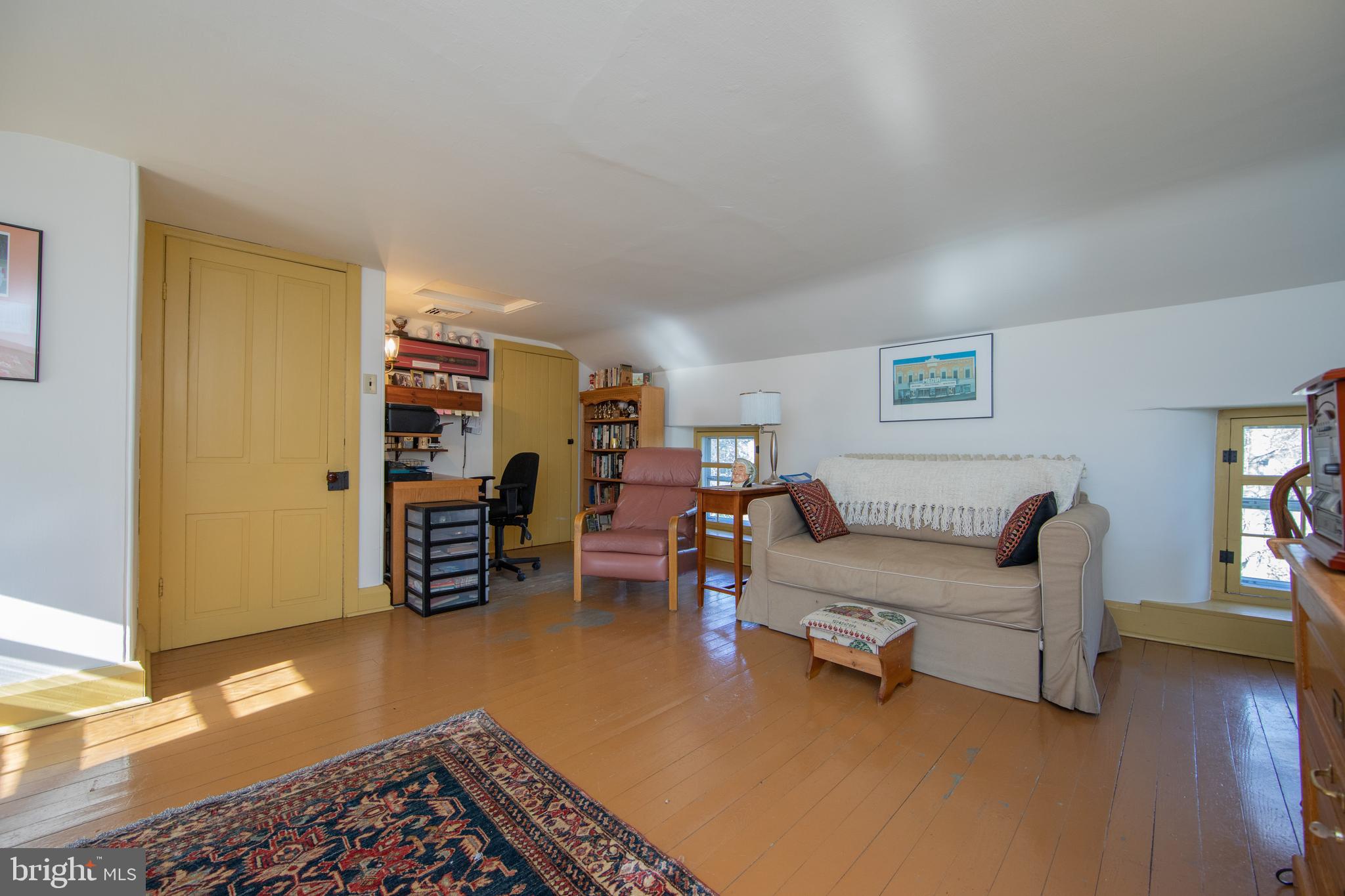 CHESTER HTS - Residential