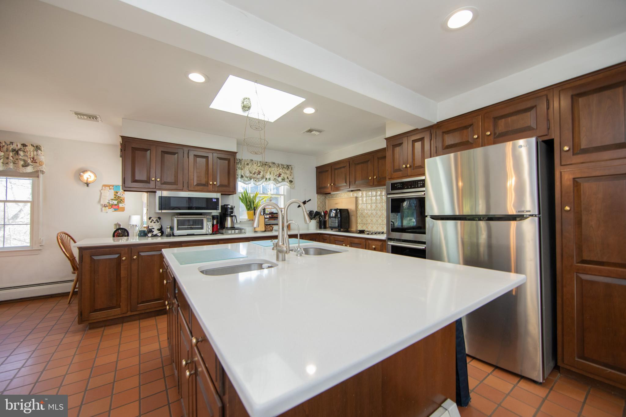 CHESTER HTS - Residential