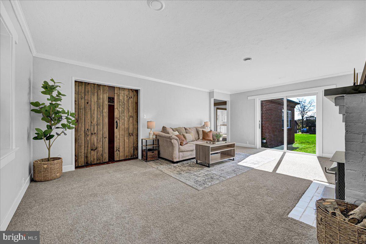 NEW OXFORD AREA - Residential