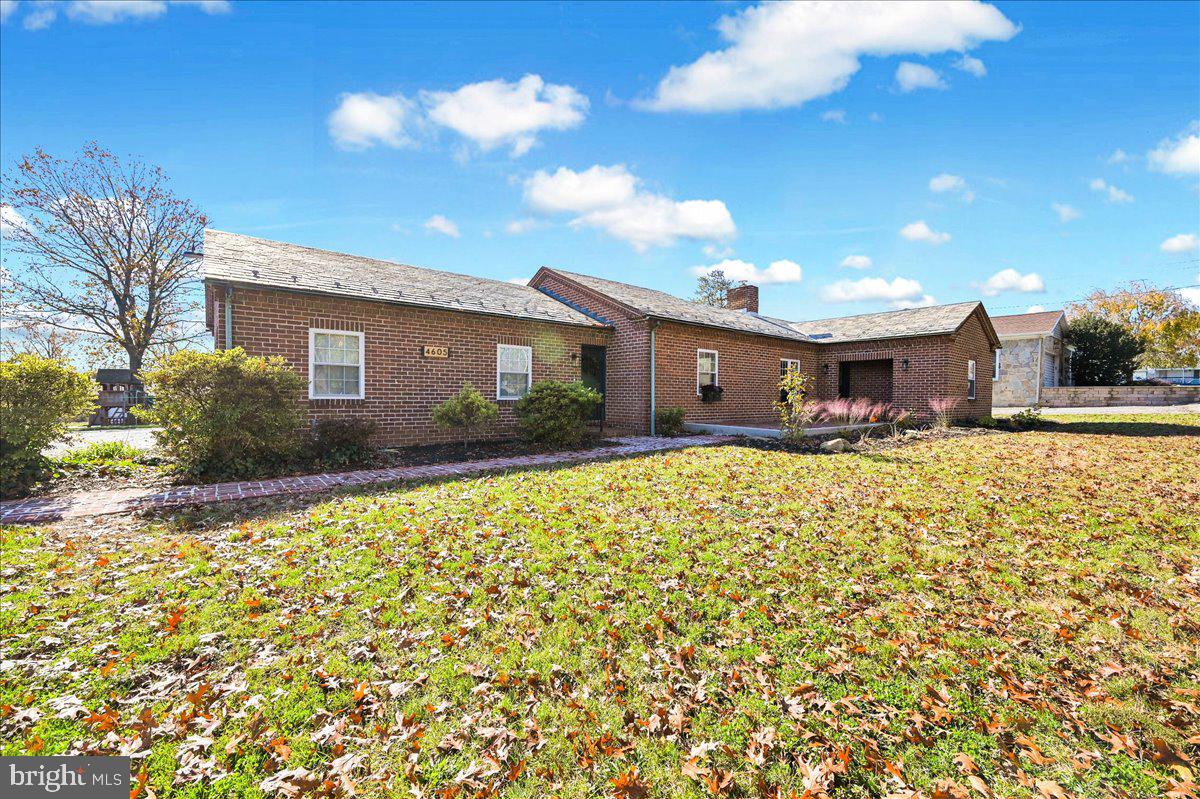 NEW OXFORD AREA - Residential