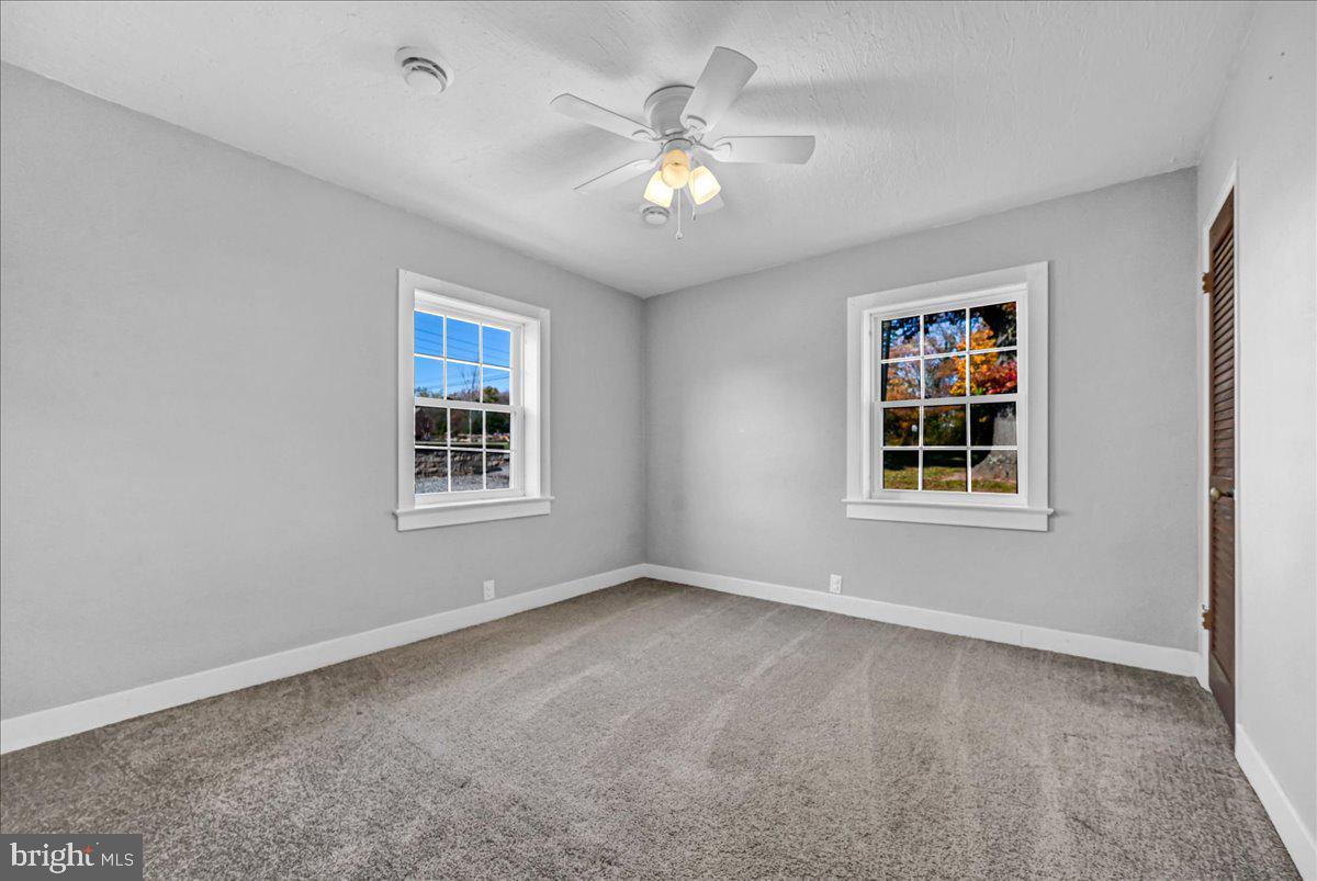 NEW OXFORD AREA - Residential