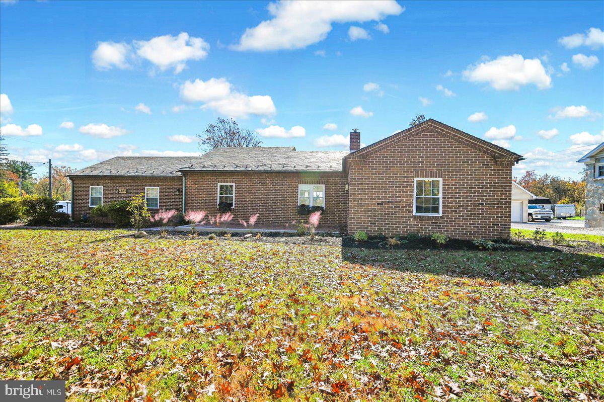 NEW OXFORD AREA - Residential