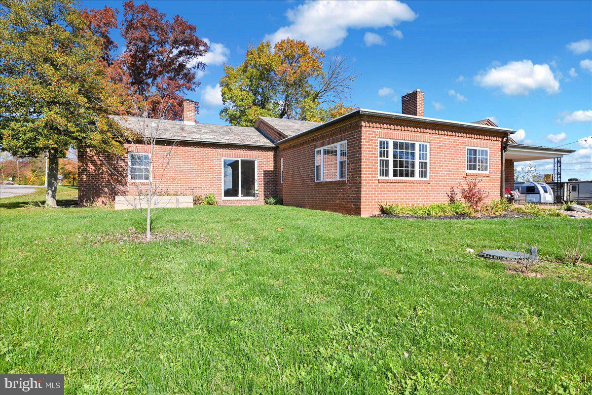 NEW OXFORD AREA - Residential