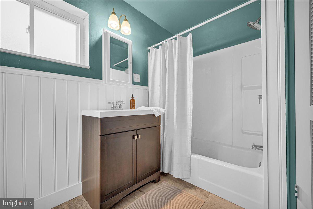 NEW OXFORD AREA - Residential