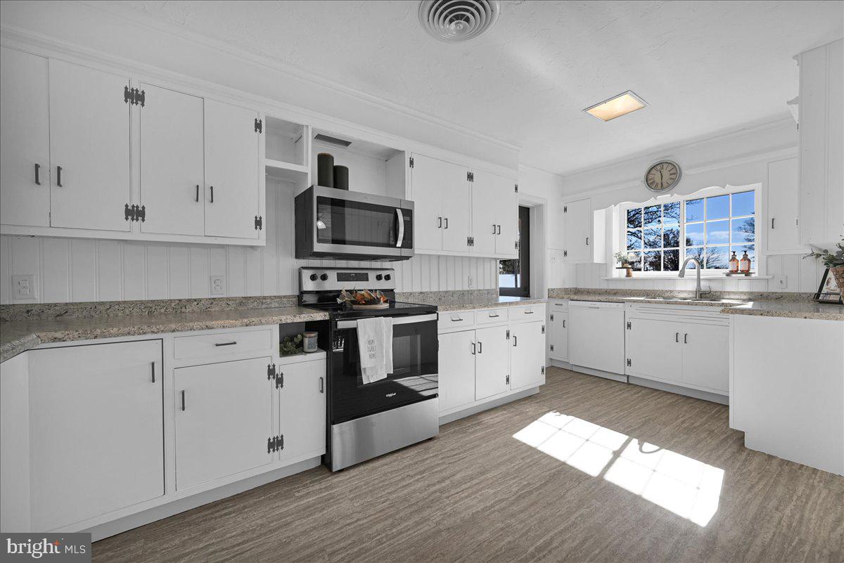 NEW OXFORD AREA - Residential