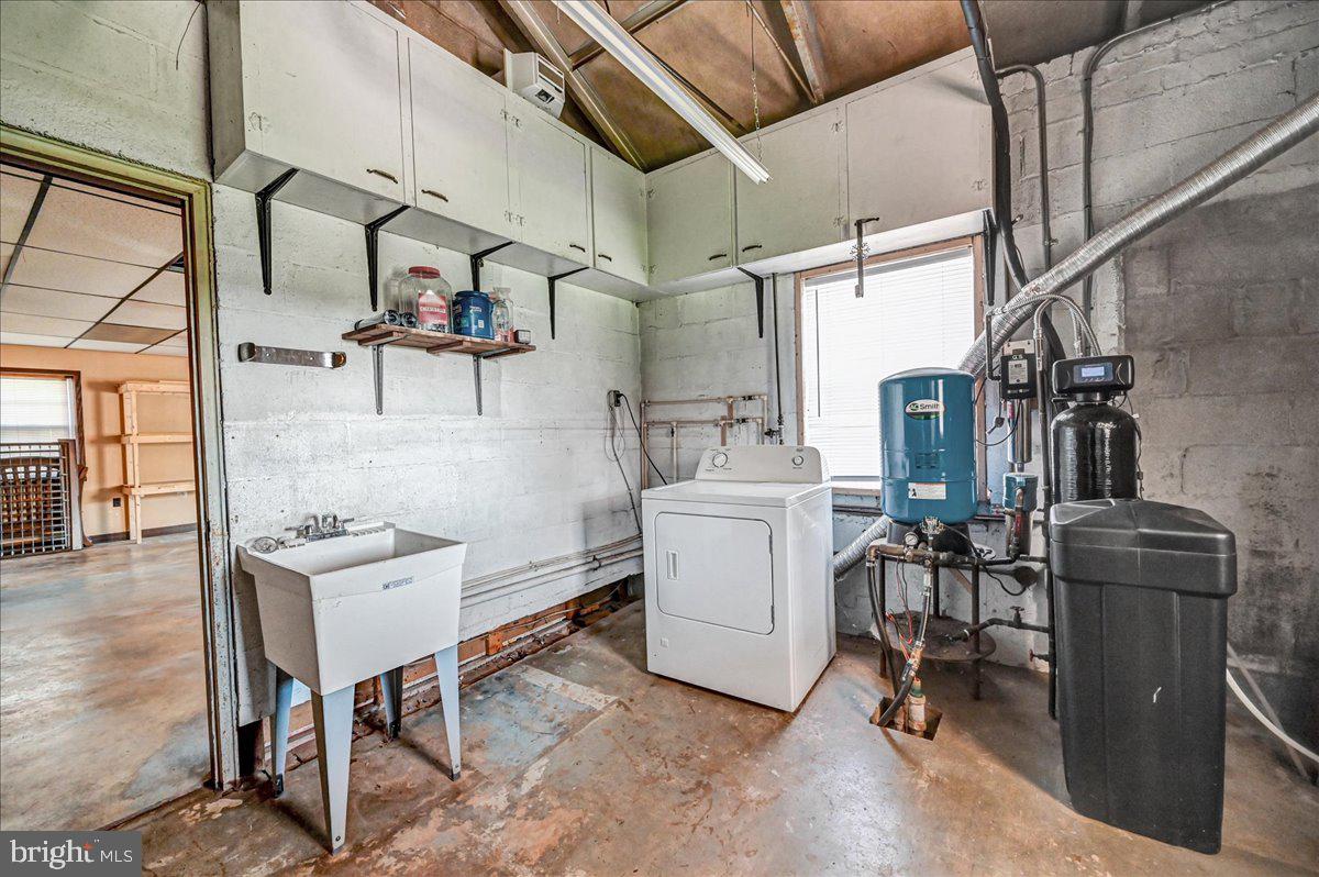 NEW OXFORD AREA - Residential