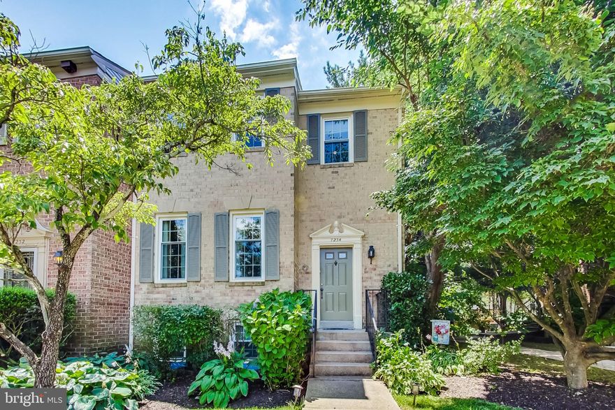 Larger than it looks 3 Story End-unit with 4BR/3.5 BA townhouse in cul-de-sac location. Large Living and Dining room areas. Oversized eat-in kitchen with stainless appliances,  granite counters in kitchen and french doors lead to deck, there is space for a breakfast table in the kitchen area. Beautiful hardwoods, family room with fireplace leads to private fenced yard, one bedroom and full bath in the basement. Elegant master suite w/huge walk in closet, marble bath with separated jetted tub/shower, three bedrooms two baths in the upper level. New windows, updates, well cared and maintained by the owner. Great location, close to schools, well maintained townhouse, shows great.
Minutes to downtown Bethesda, ICC/I-270/495, & shopping/dining.