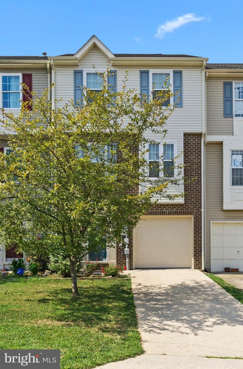 ROBINS GLENN - Residential