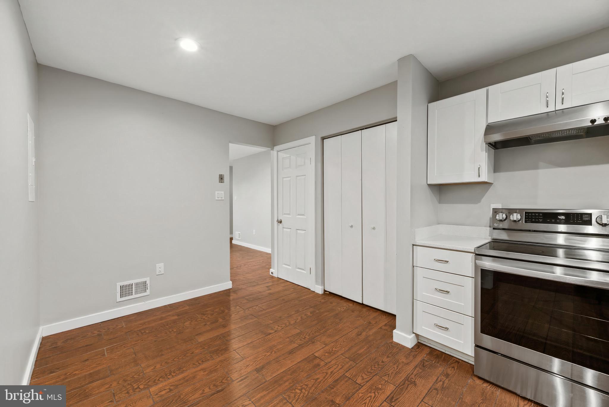 BRIGHTLEAF - Residential Lease