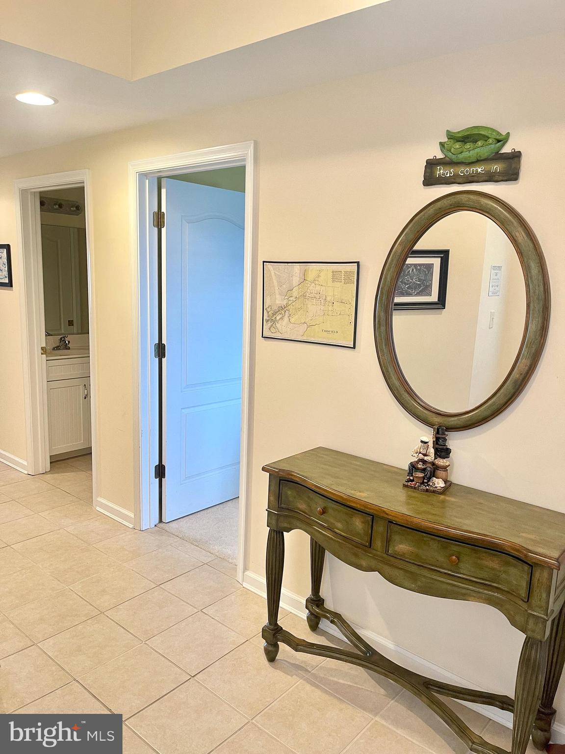 HARBOUR LIGHT CONDOS - Residential