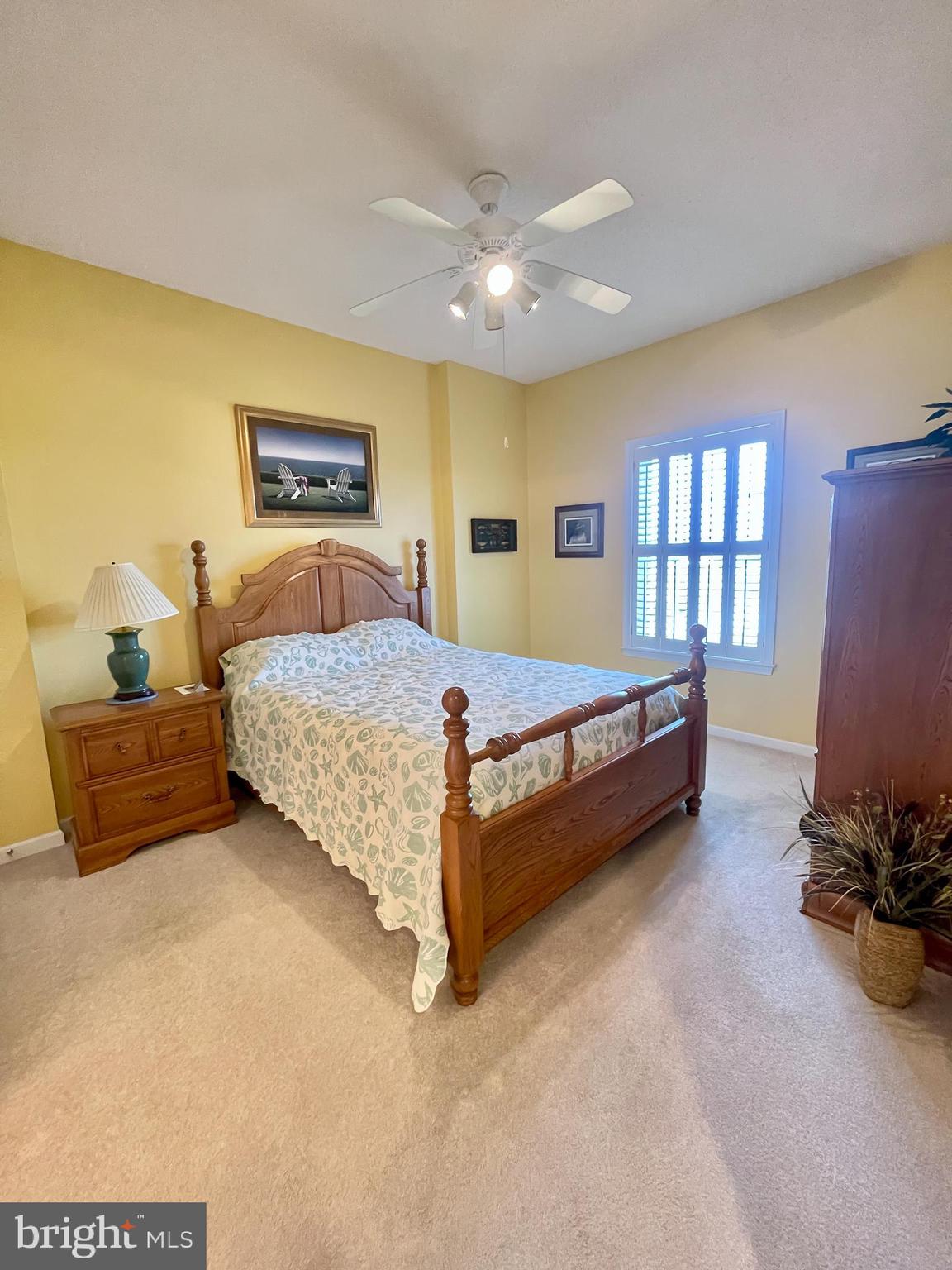 HARBOUR LIGHT CONDOS - Residential