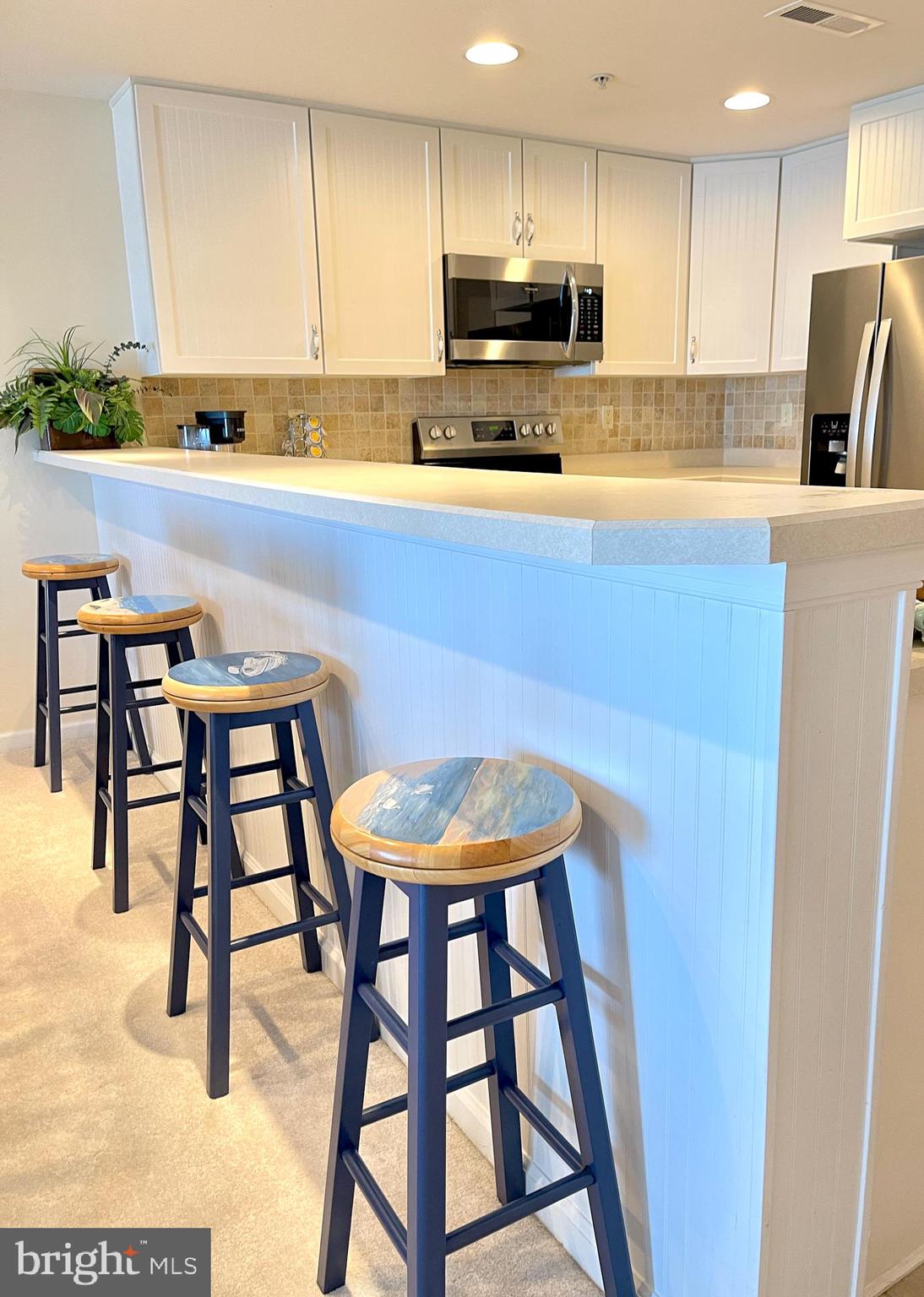 HARBOUR LIGHT CONDOS - Residential