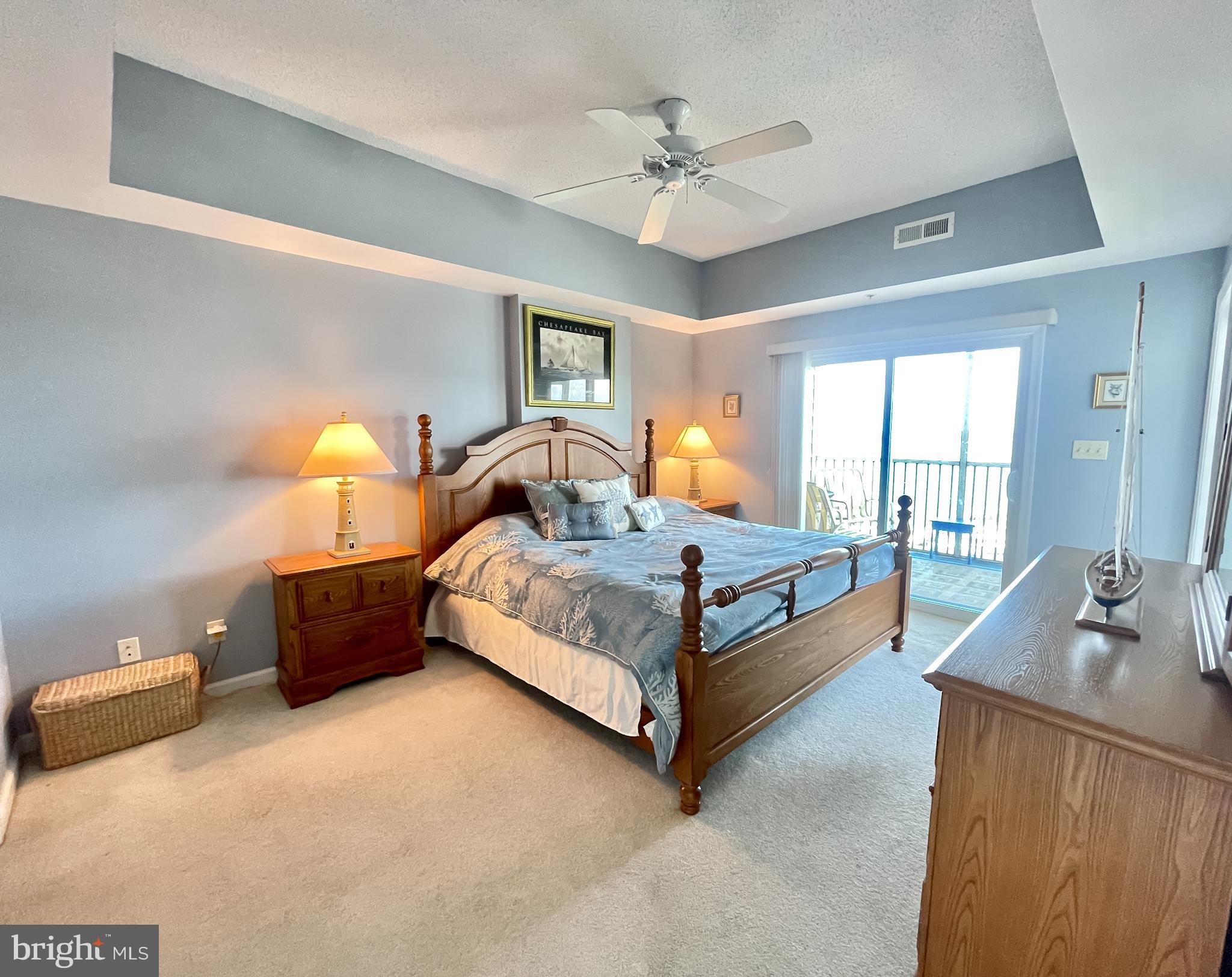 HARBOUR LIGHT CONDOS - Residential