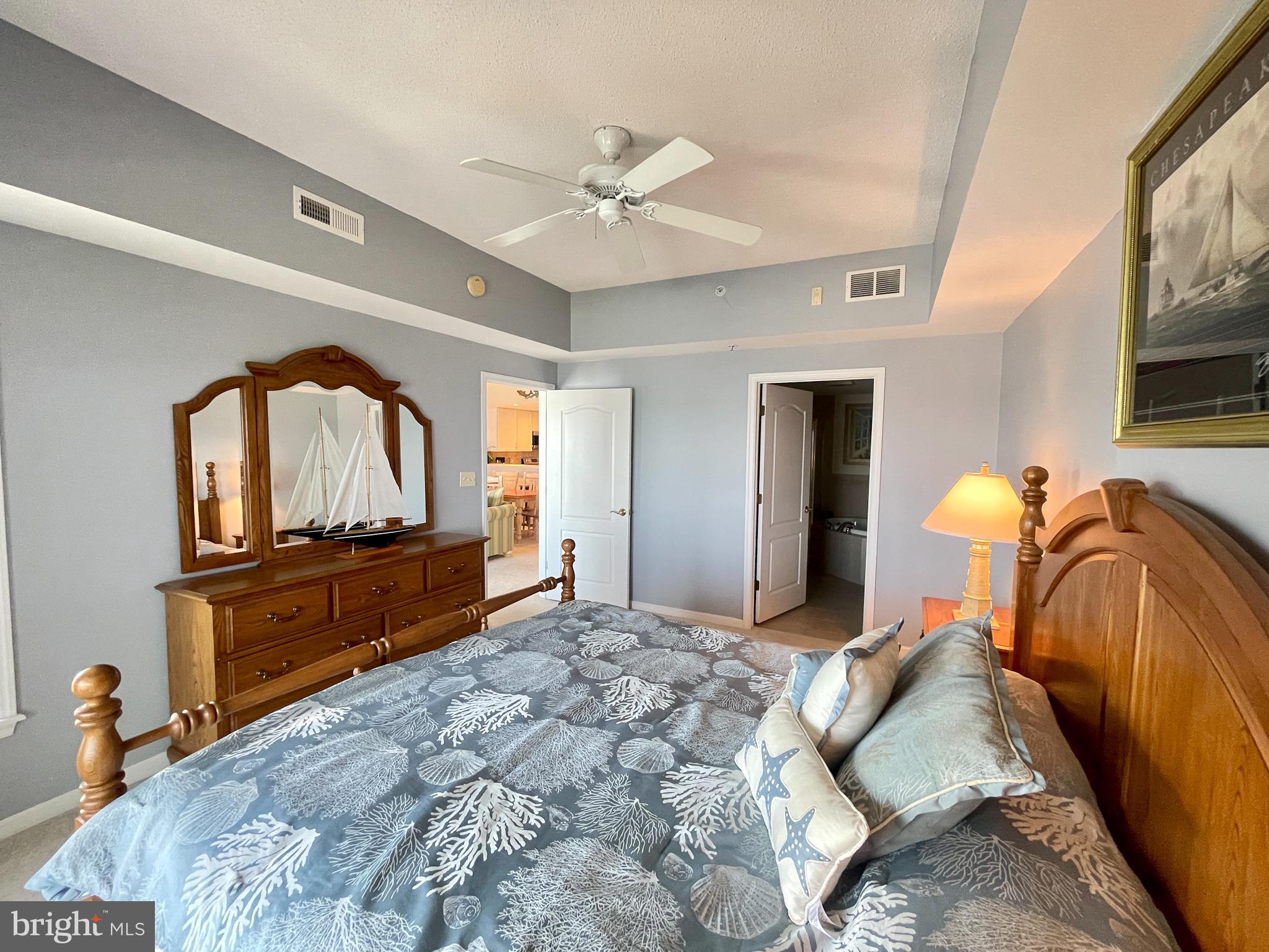 HARBOUR LIGHT CONDOS - Residential