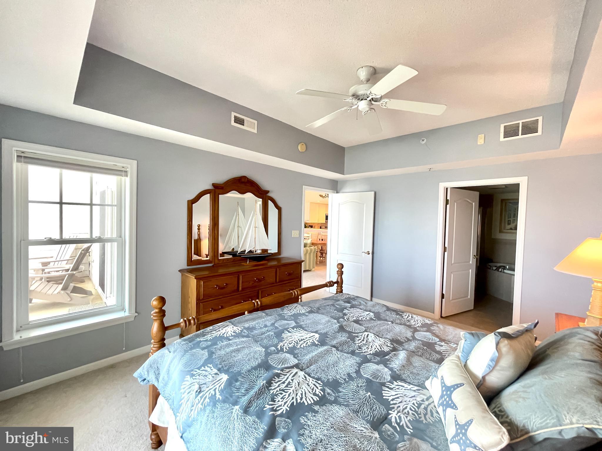 HARBOUR LIGHT CONDOS - Residential