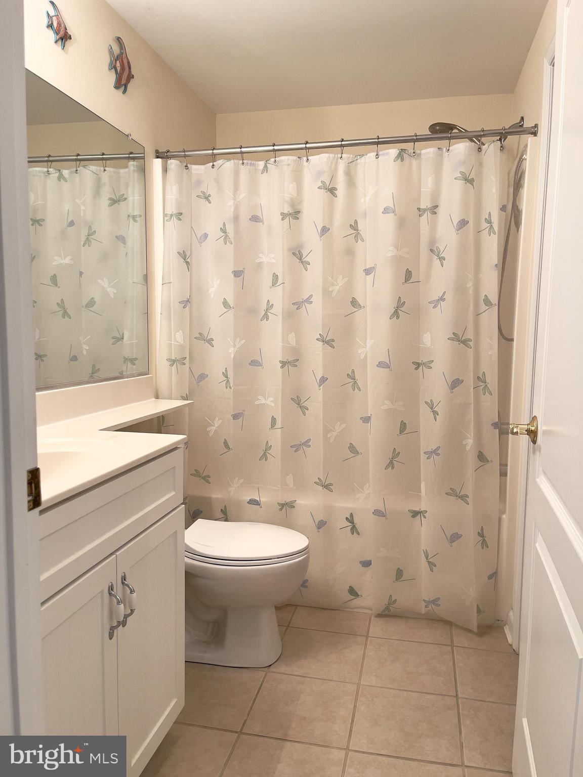 HARBOUR LIGHT CONDOS - Residential