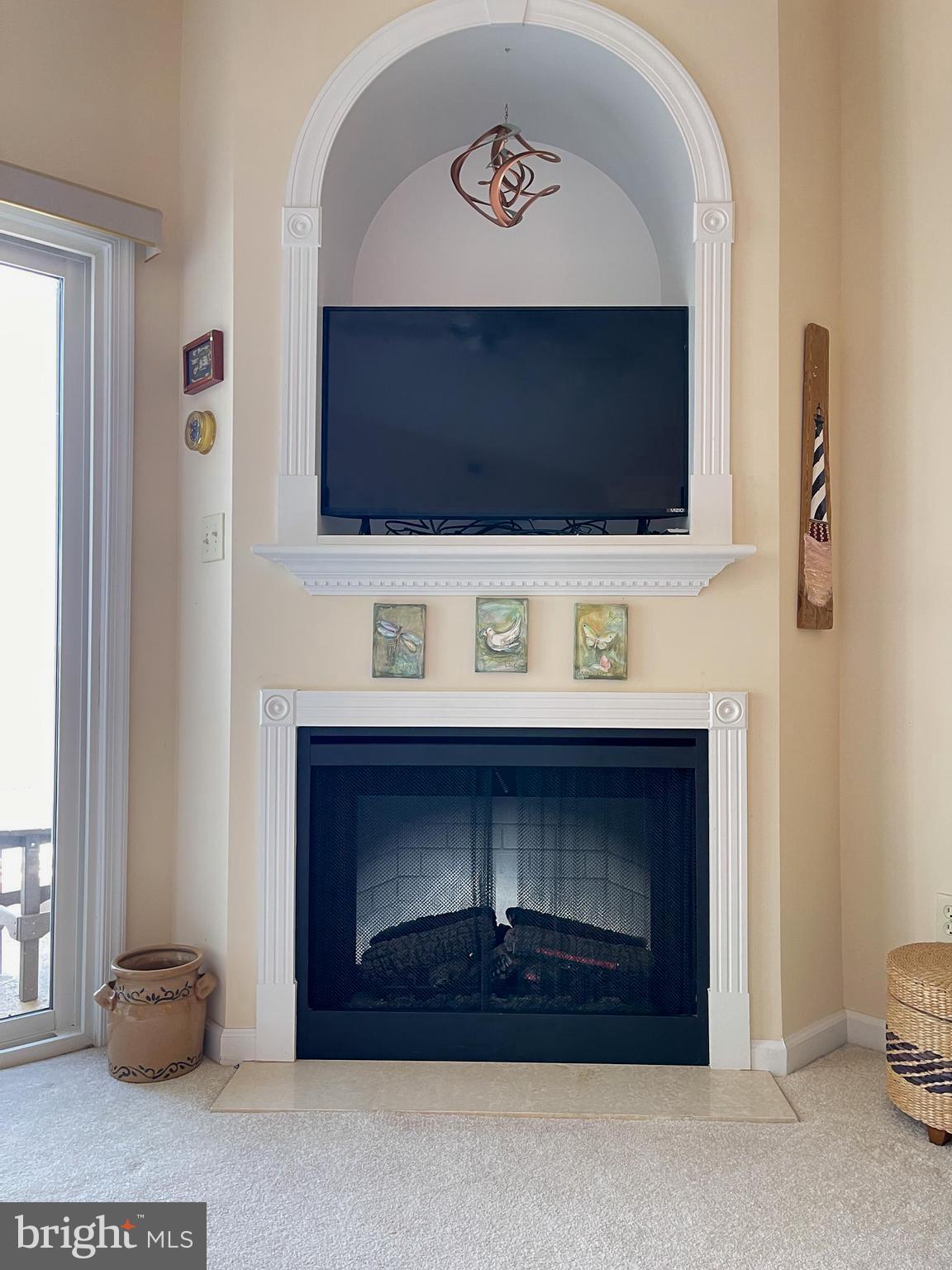 HARBOUR LIGHT CONDOS - Residential