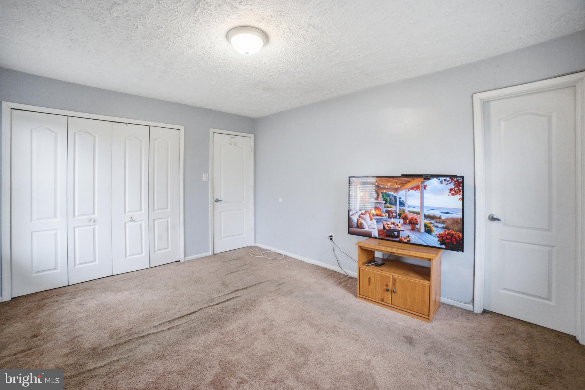 HOLLAWAY ESTATES - Residential