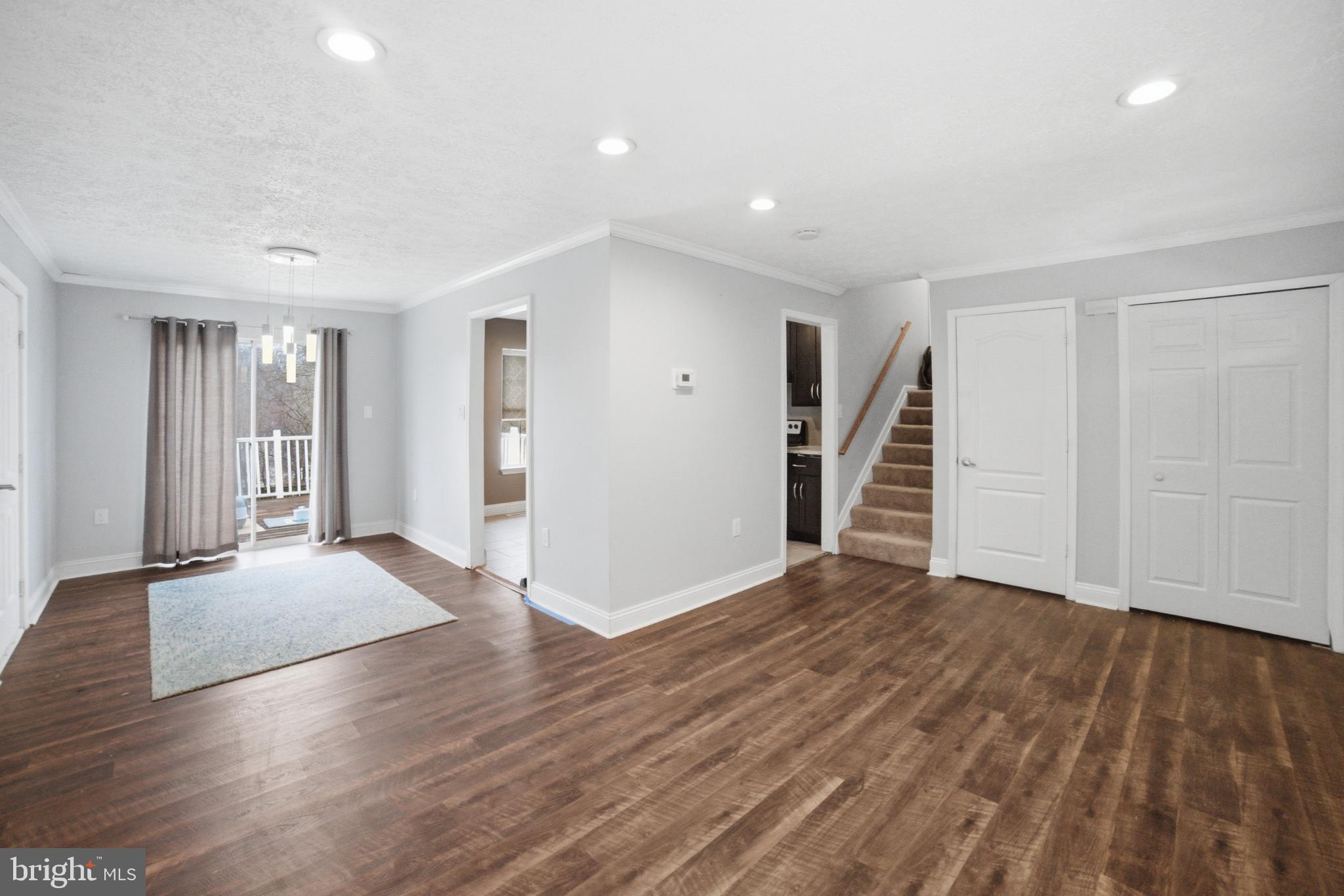 HOLLAWAY ESTATES - Residential