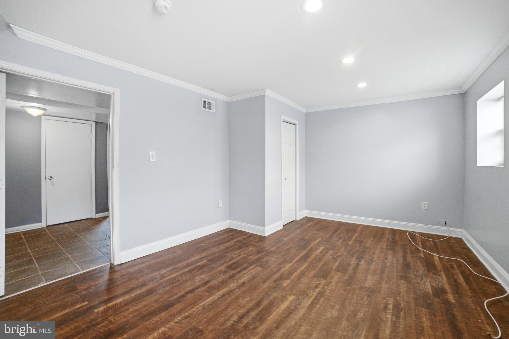 HOLLAWAY ESTATES - Residential