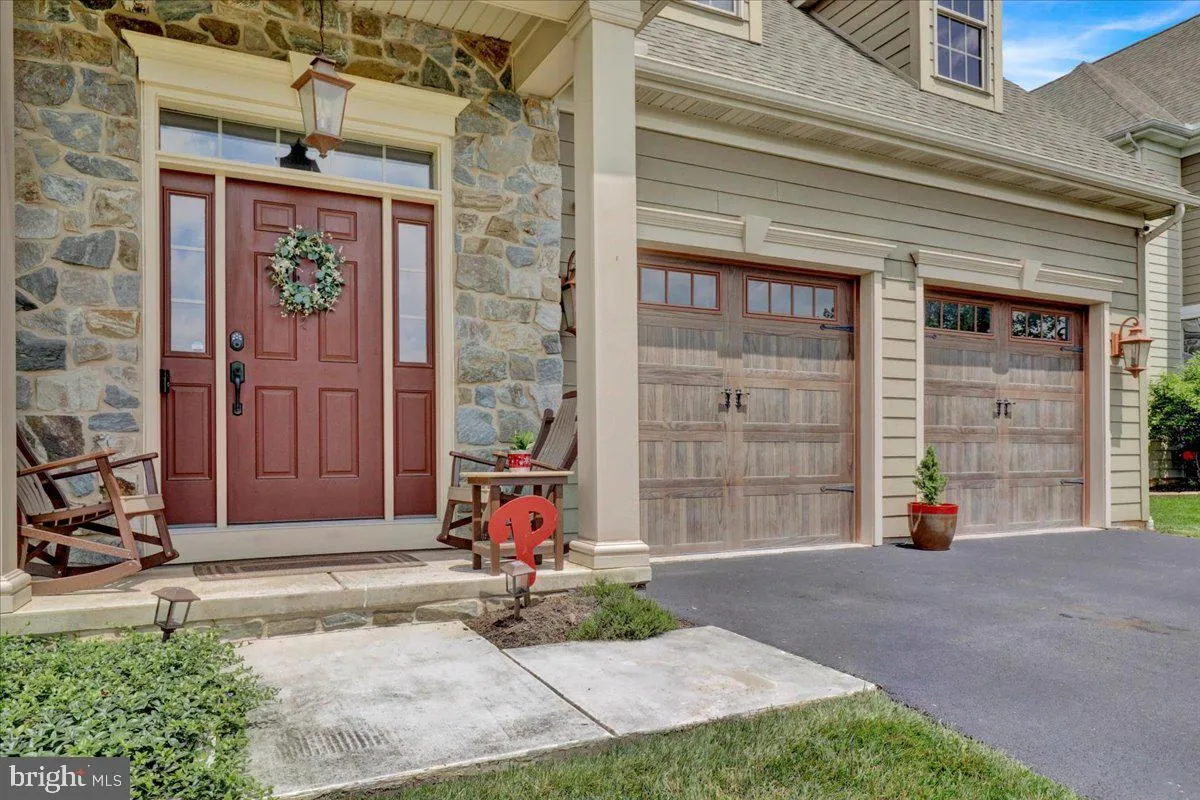 Lititz, Pennsylvania 17543, United States, 4 Bedrooms Bedrooms, ,4 BathroomsBathrooms,Residential,Active,156089