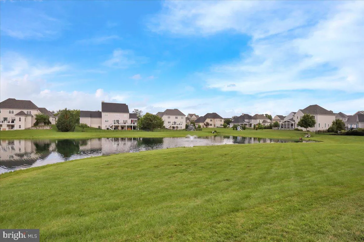 Lititz, Pennsylvania 17543, United States, 4 Bedrooms Bedrooms, ,4 BathroomsBathrooms,Residential,Active,156089