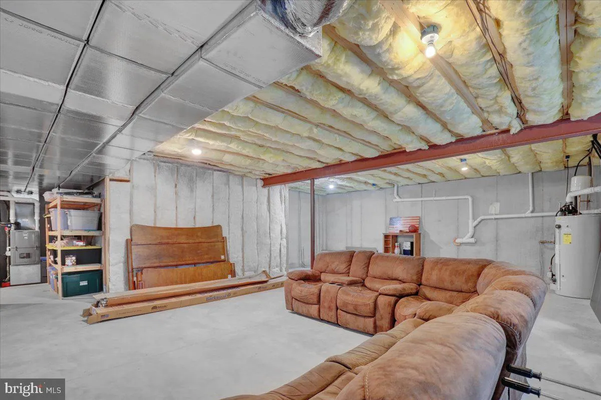 Lititz, Pennsylvania 17543, United States, 4 Bedrooms Bedrooms, ,4 BathroomsBathrooms,Residential,Active,156089