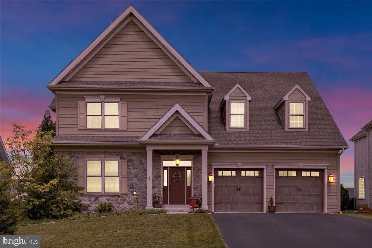 Lititz, Pennsylvania 17543, United States, 4 Bedrooms Bedrooms, ,4 BathroomsBathrooms,Residential,Active,156089