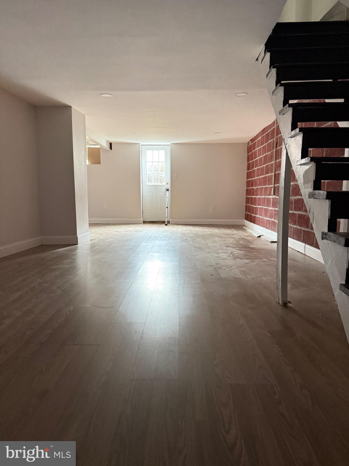 ARLINGTON - Residential