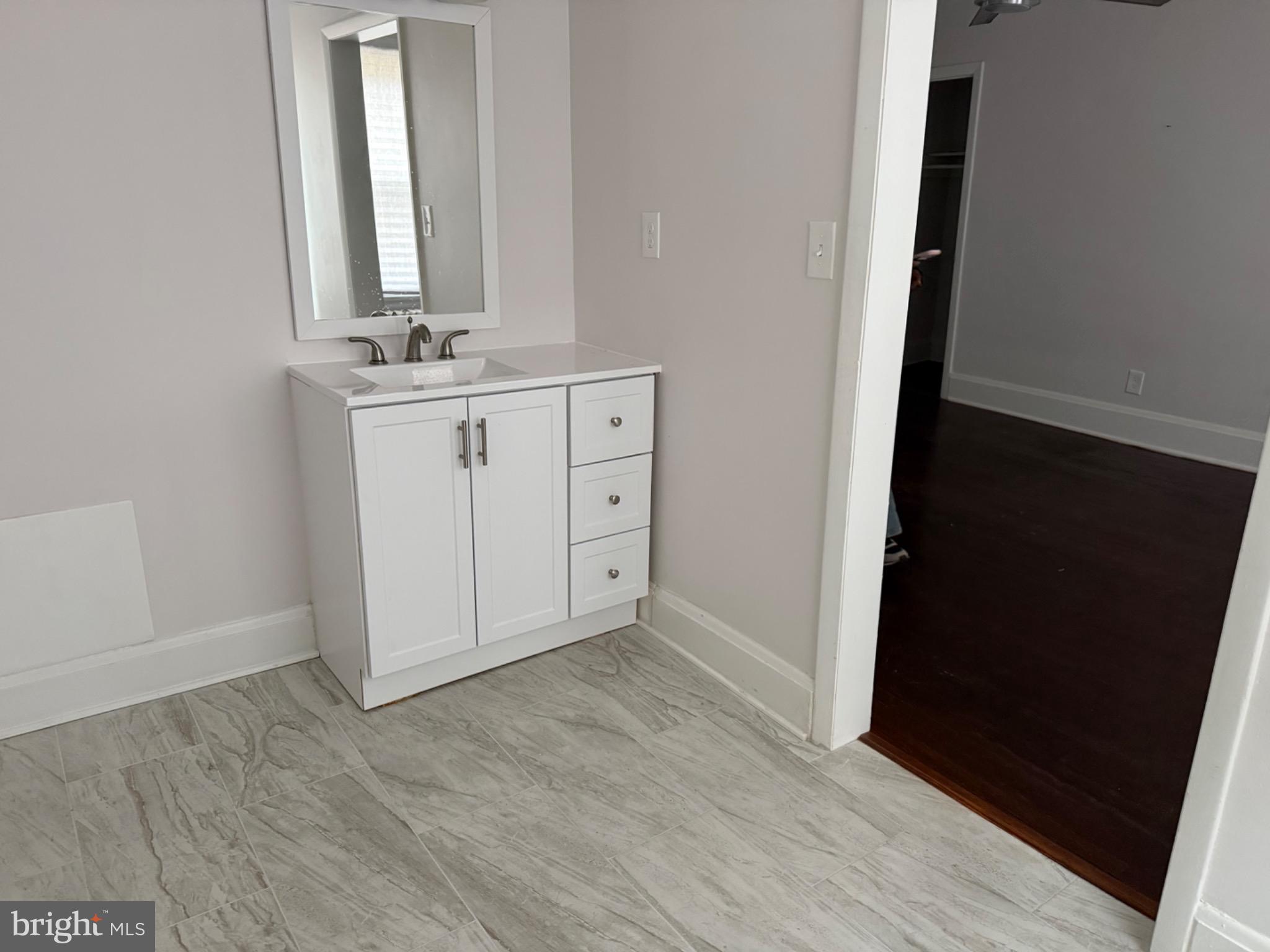 ARLINGTON - Residential