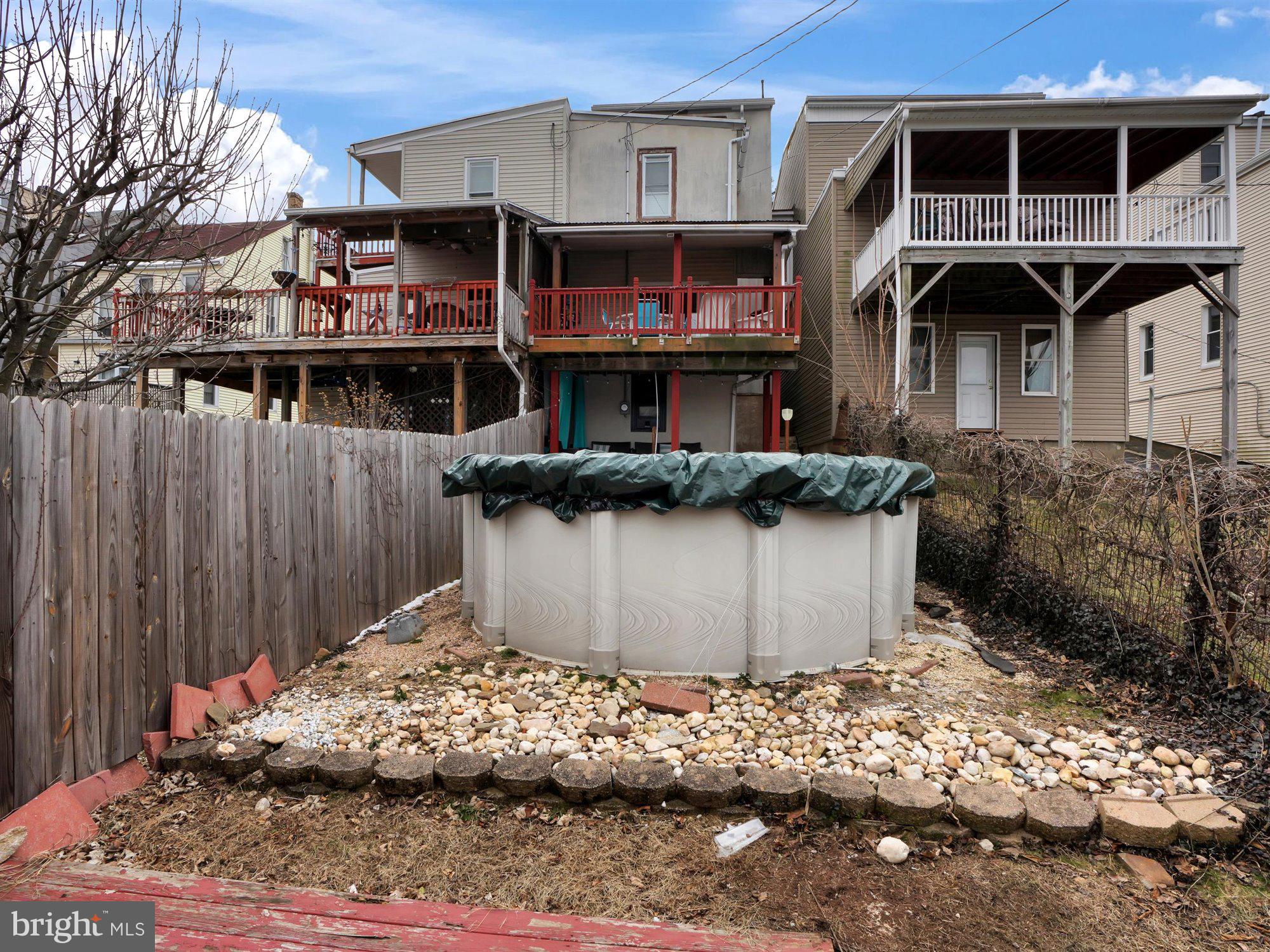 BUNKER HILL - Residential